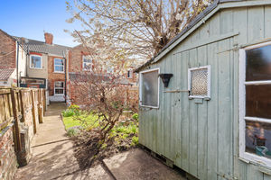 Photo 27- click for photo gallery